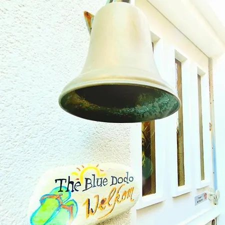 The Blue Dodo