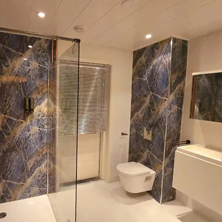 The Blue Dodo * Зандфорт